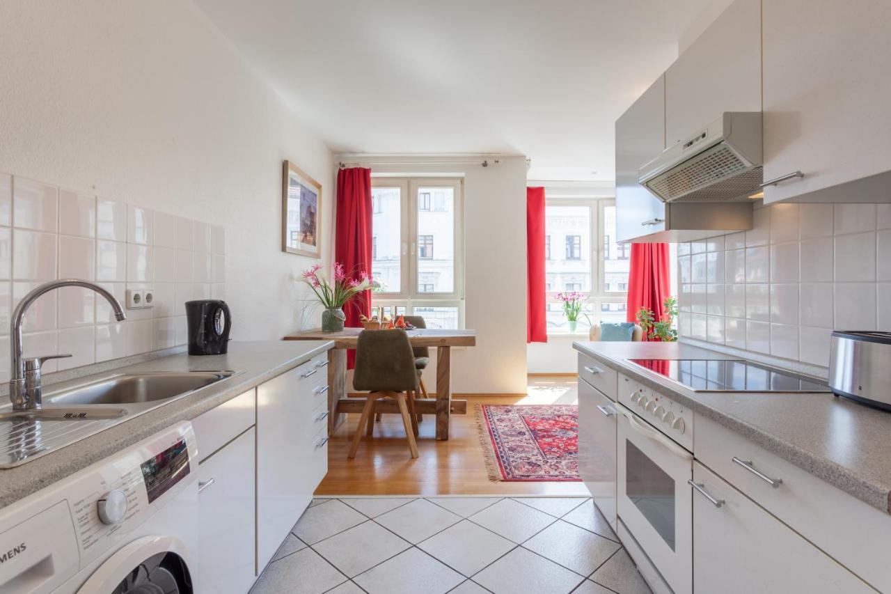Schoenes Studio In Downtown Mitte Mit Balkon Berlin Zewnętrze zdjęcie