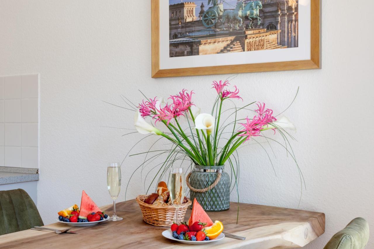 Schoenes Studio In Downtown Mitte Mit Balkon Berlin Zewnętrze zdjęcie